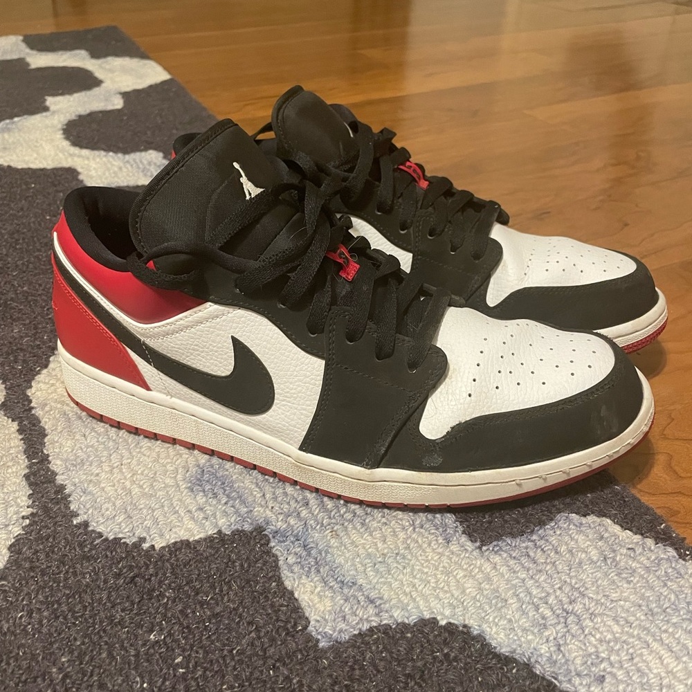 Air Jordan 1 Low Bred Sz11.5